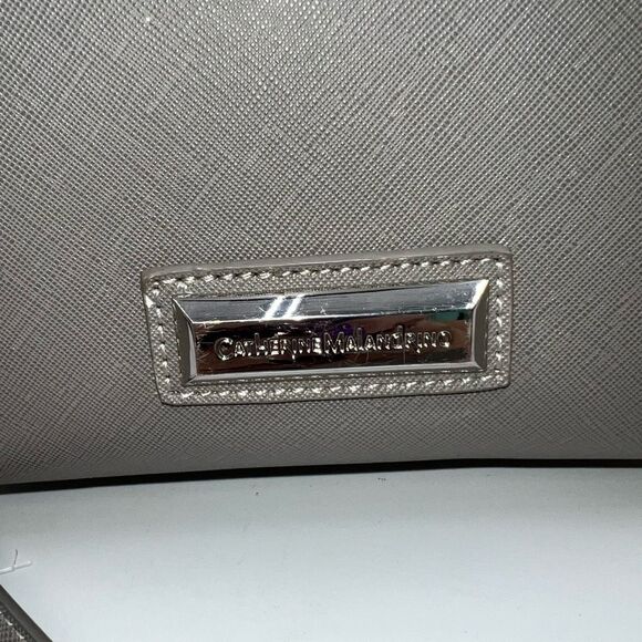 Catherine Malandrino Structured Vegan Covertable Crossbody/Handbag - Picture 2 of 13